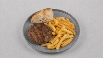 Pljeskavica s pomfritom