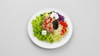 Salata s tunjevinom