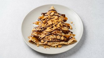 Palačinka Ivan: čokolada + karamel + kikiriki