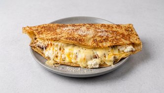 4 vrste sira: Mozzarella + parmezan + gouda + ricotta