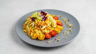 Salata od piletine s cous cousom i vinaigretteom (Chef select by Danijel Biro)