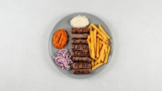 Ćevapi s pomfritom