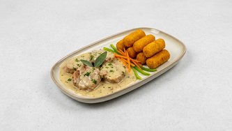 Svinjskimedaljoni u umaku od pršuta i kadulje s kroketima