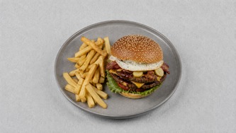 Lungo Double Deck smash burger s pomfritom