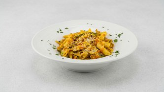 Wok piletina s tijestom i povrćem