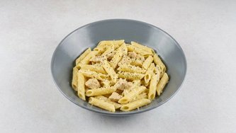 Pasta s piletinom i pestom