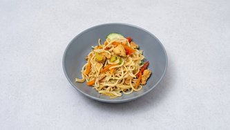 Wok piletina s rezancima