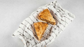 Burek od jabuka